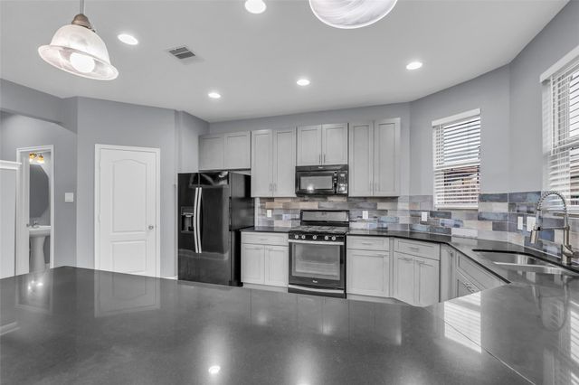 2707 Volute Court, Houston, TX 77038