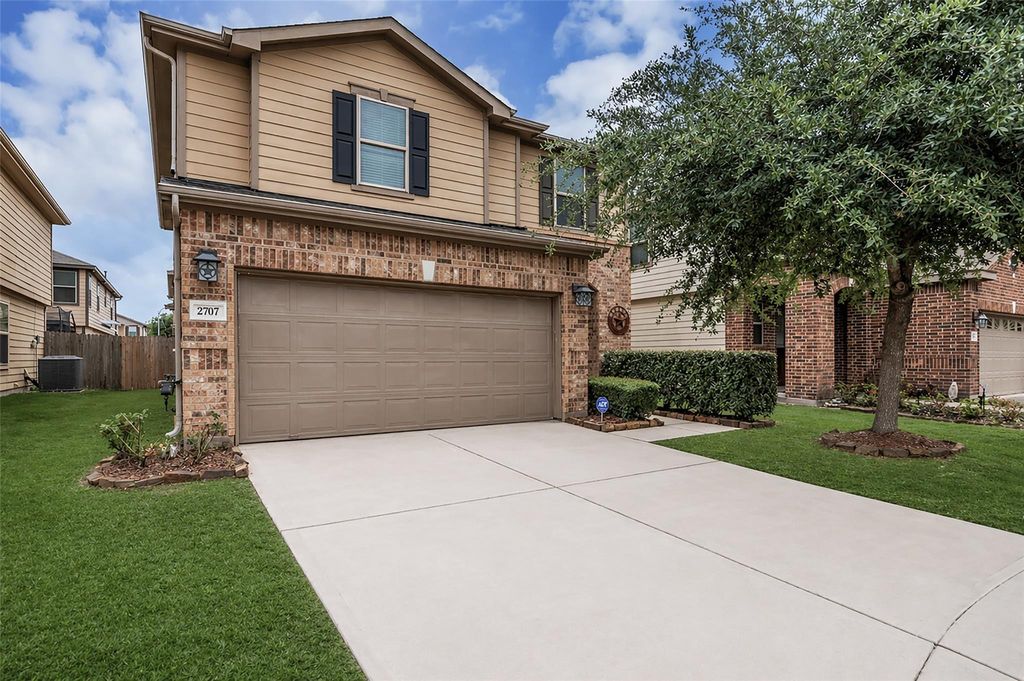 2707 Volute Court, Houston, TX 77038