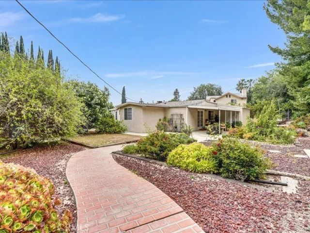 17113 Aviva Court, Granada Hills, CA 91344