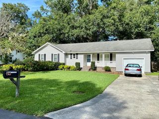 24 Wyecreek Avenue, James Island, SC 29412