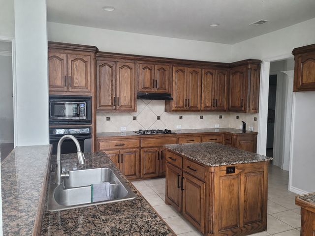 4509 Brittany Drive, Rowlett, TX 75088