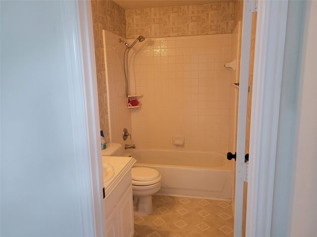 4509 Brittany Drive, Rowlett, TX 75088