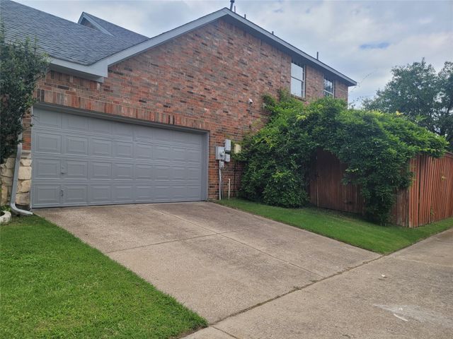4509 Brittany Drive, Rowlett, TX 75088