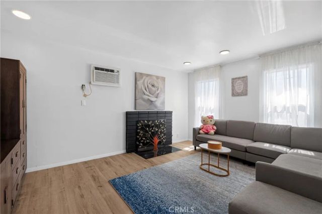15804 Dalton Avenue, Gardena, CA 90247