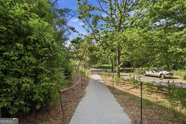 400 Village Parkway NE 123, Atlanta, GA 30306