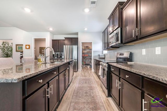 1310 Barrington Place Cove, Macon, GA 31220