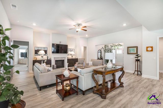 1310 Barrington Place Cove, Macon, GA 31220