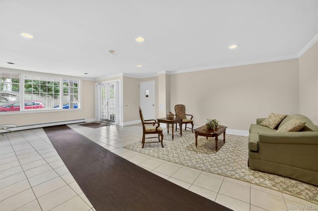 4 Consulate Drive 3C, Tuckahoe, NY 10707