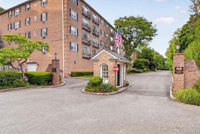 4 Consulate Drive 3C, Tuckahoe, NY 10707