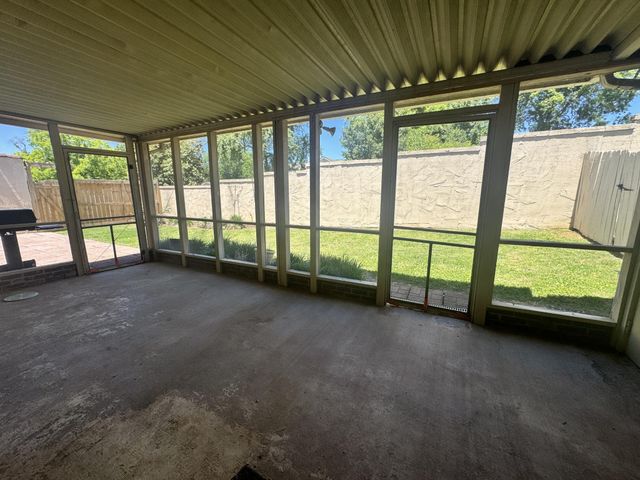 2136 Vaden Village Drive, Chattanooga, TN 37421