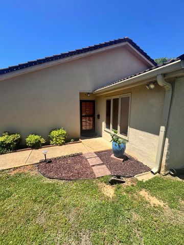 2136 Vaden Village Drive, Chattanooga, TN 37421