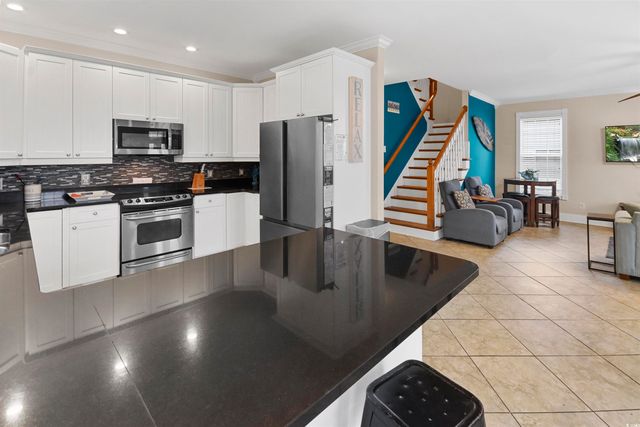 211 21st Ave. N, North Myrtle Beach, SC 29582