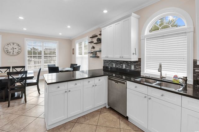 211 21st Ave. N, North Myrtle Beach, SC 29582