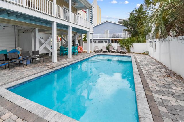 211 21st Ave. N, North Myrtle Beach, SC 29582