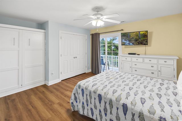 211 21st Ave. N, North Myrtle Beach, SC 29582