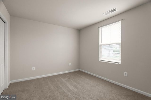 321 TICKSEED CT, Bunker Hill, WV 25413