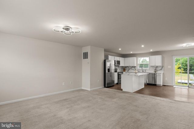 321 TICKSEED CT, Bunker Hill, WV 25413