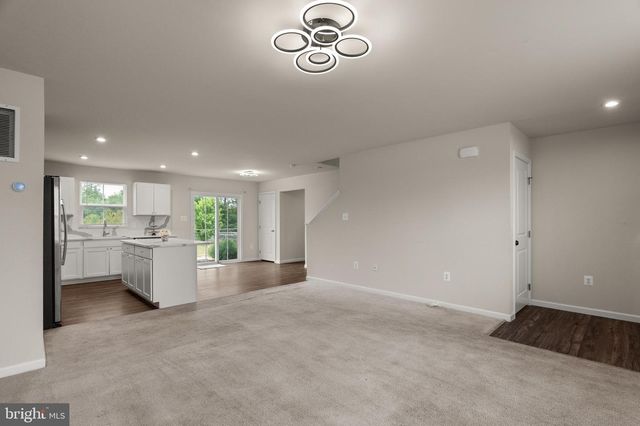 321 TICKSEED CT, Bunker Hill, WV 25413