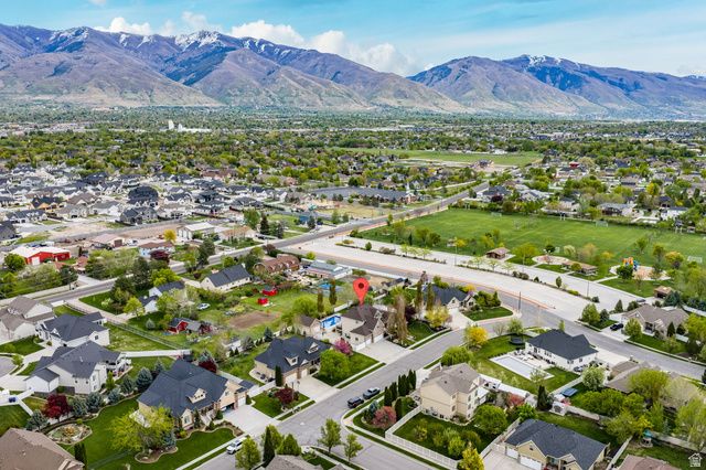 171 S PRESTON ST, Kaysville, UT 84037