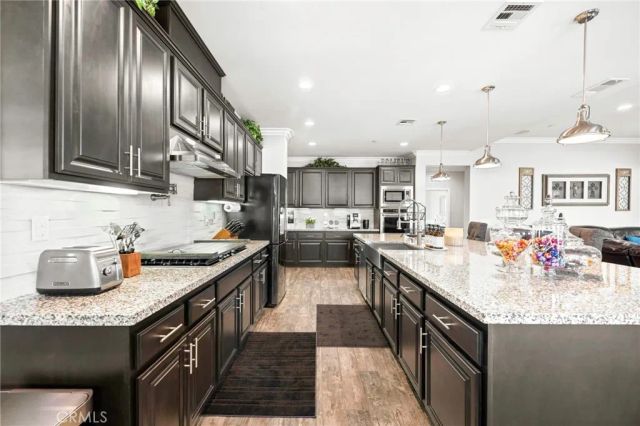 16555 Via Los Caballeros, Riverside, CA 92504