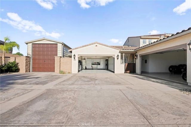 16555 Via Los Caballeros, Riverside, CA 92504