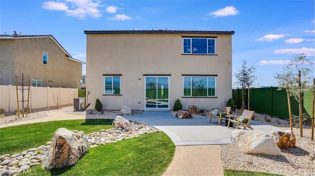 17883 McKenzie Court, Hesperia, CA 92345