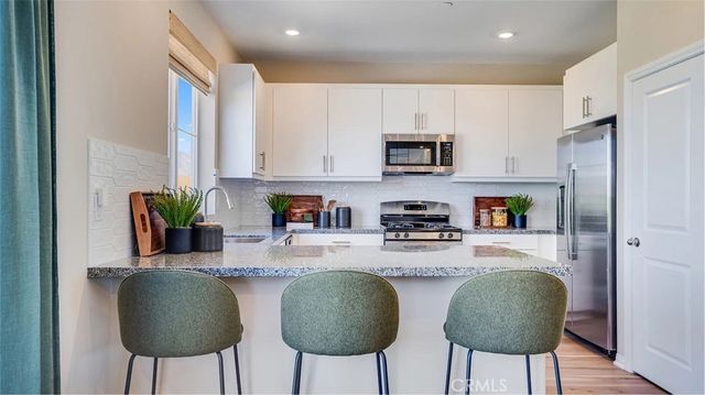 17883 McKenzie Court, Hesperia, CA 92345