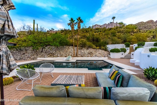 4235 E Coronado Drive, Tucson, AZ 85718