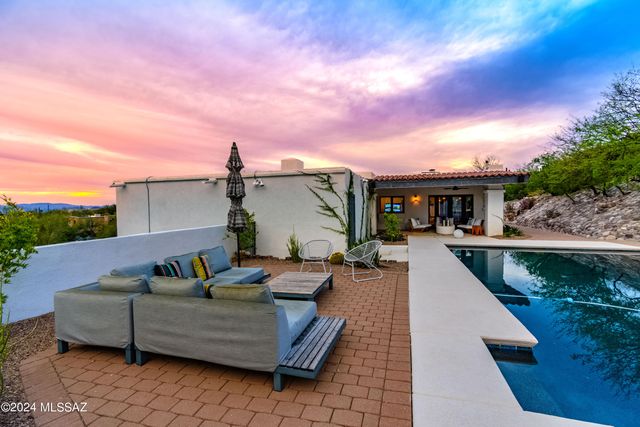 4235 E Coronado Drive, Tucson, AZ 85718