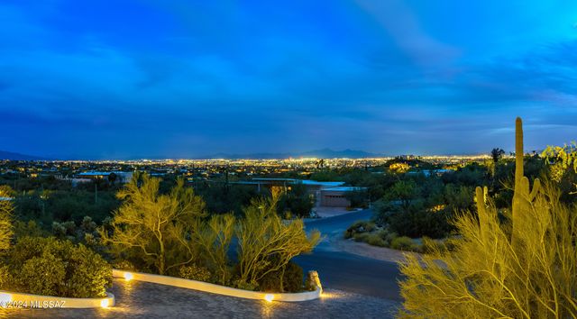 4235 E Coronado Drive, Tucson, AZ 85718