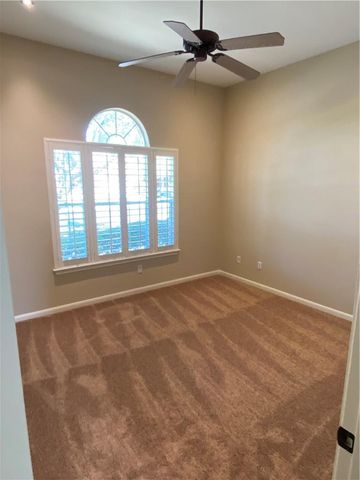 1013 Kensington Castle TRL, Pflugerville, TX 78660