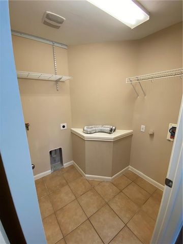 1013 Kensington Castle TRL, Pflugerville, TX 78660