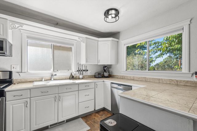 1514 Walbridge Street, Red Bluff, CA 96080