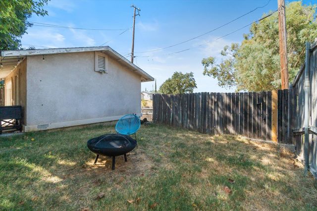 1514 Walbridge Street, Red Bluff, CA 96080