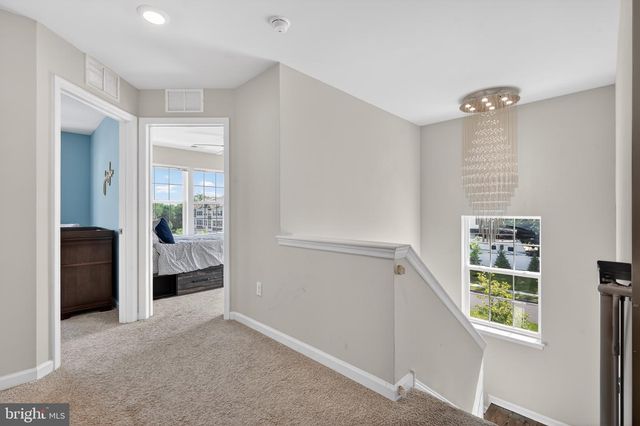 30 AUTUMN PARK DR, Medford, NJ 08055