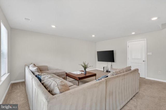 30 AUTUMN PARK DR, Medford, NJ 08055