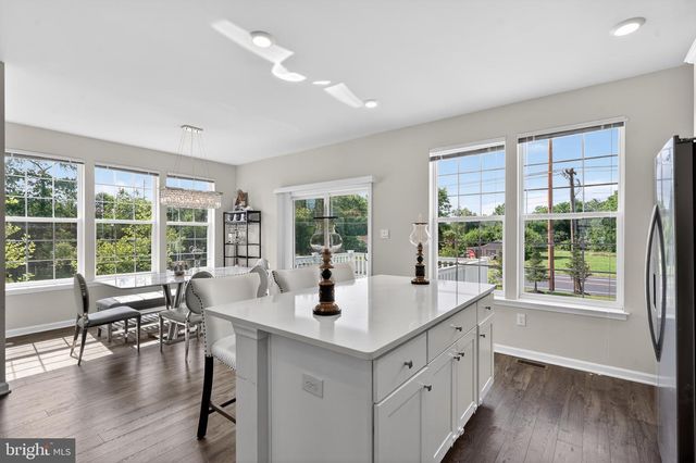 30 AUTUMN PARK DR, Medford, NJ 08055