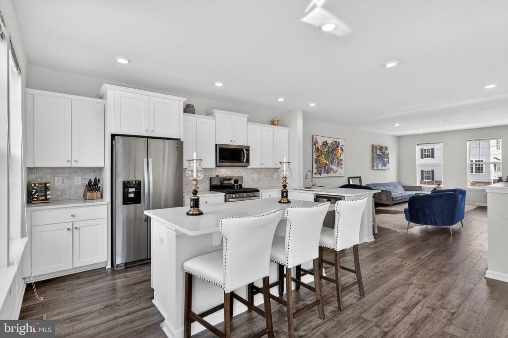 30 AUTUMN PARK DR, Medford, NJ 08055