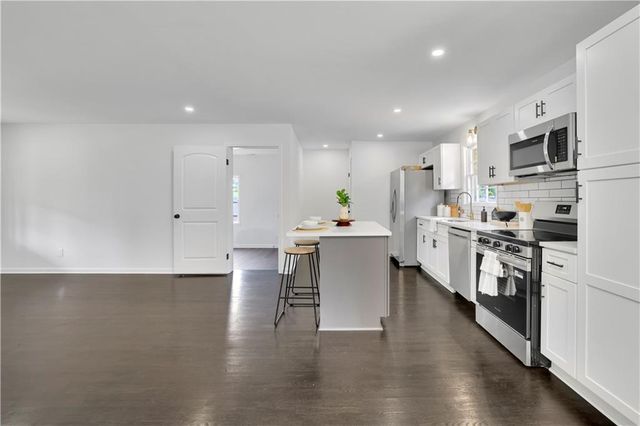 4399 Chelou Drive, Austell, GA 30106