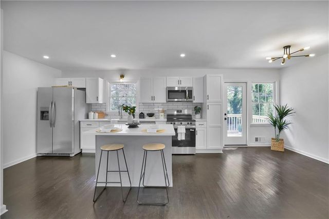 4399 Chelou Drive, Austell, GA 30106