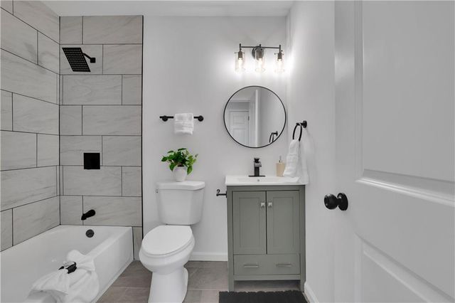 4399 Chelou Drive, Austell, GA 30106