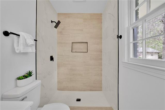 4399 Chelou Drive, Austell, GA 30106