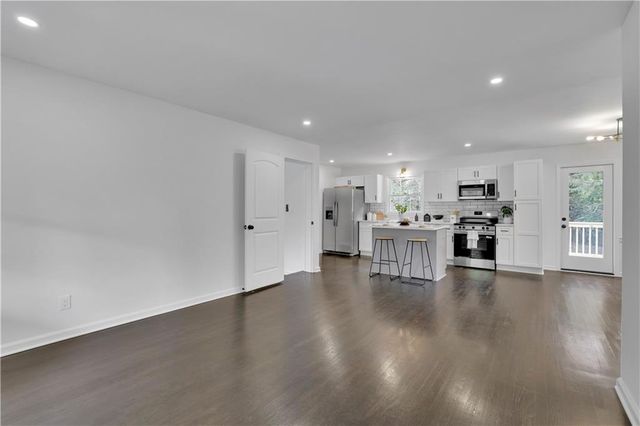 4399 Chelou Drive, Austell, GA 30106