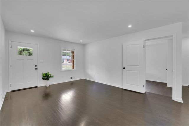 4399 Chelou Drive, Austell, GA 30106