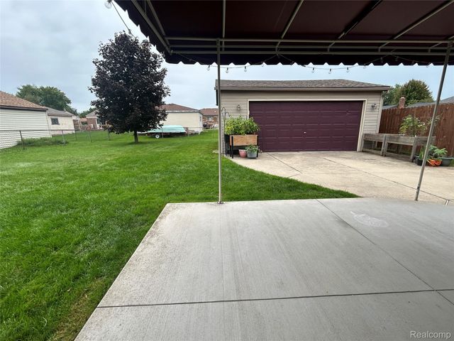 41950 Clayton Street, Clinton Charter Township, MI 48038