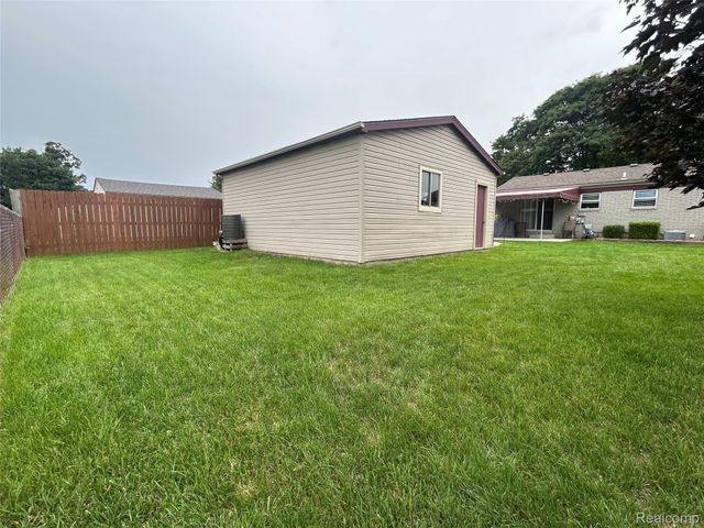 41950 Clayton Street, Clinton Charter Township, MI 48038