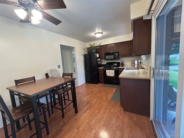 41950 Clayton Street, Clinton Charter Township, MI 48038