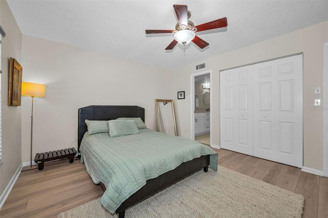 208 LIGHTHOUSE COURT, Safety Harbor, FL 34695