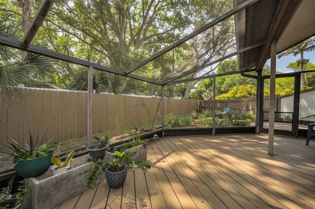 208 LIGHTHOUSE COURT, Safety Harbor, FL 34695