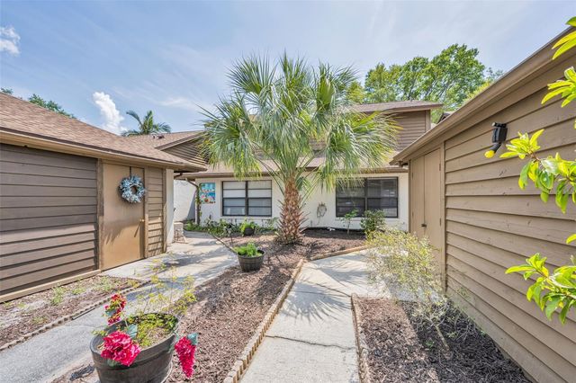208 LIGHTHOUSE COURT, Safety Harbor, FL 34695